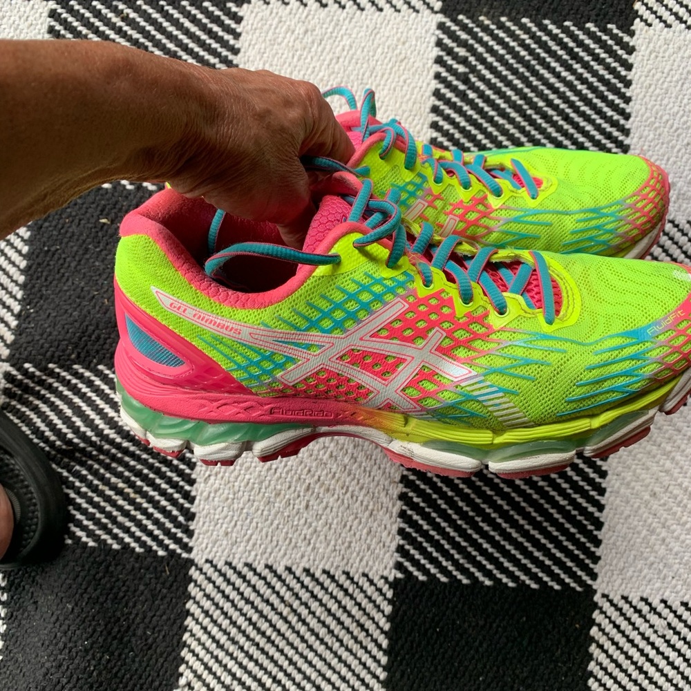 ASICS Gel Nimbus IGS 17 Size 8